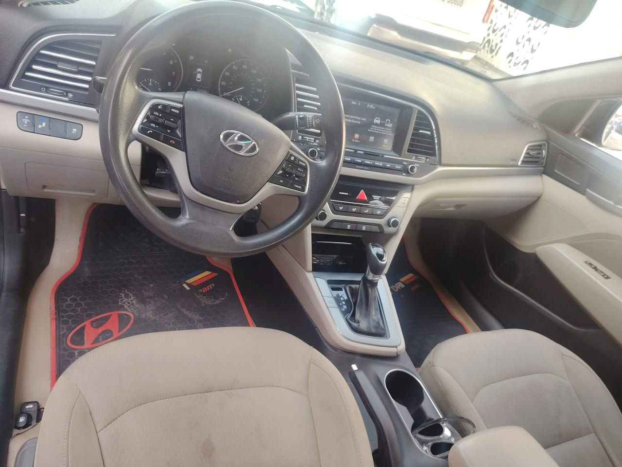 حادثه بنيد فقط بدون دواخل والباقي مكفول
السعر 113وبيها مجال ***********
رقم بغداد باسمي
