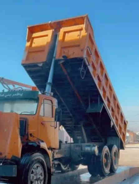 بدي فالفو للبيع الطول ٦ أمتار و٣٠سم كاعيه جديد ونظيفه الجك ألماني بيم خلفي مايلر السعر أربعه ونص بيه مجال قليل رقم الهاتف ***********
