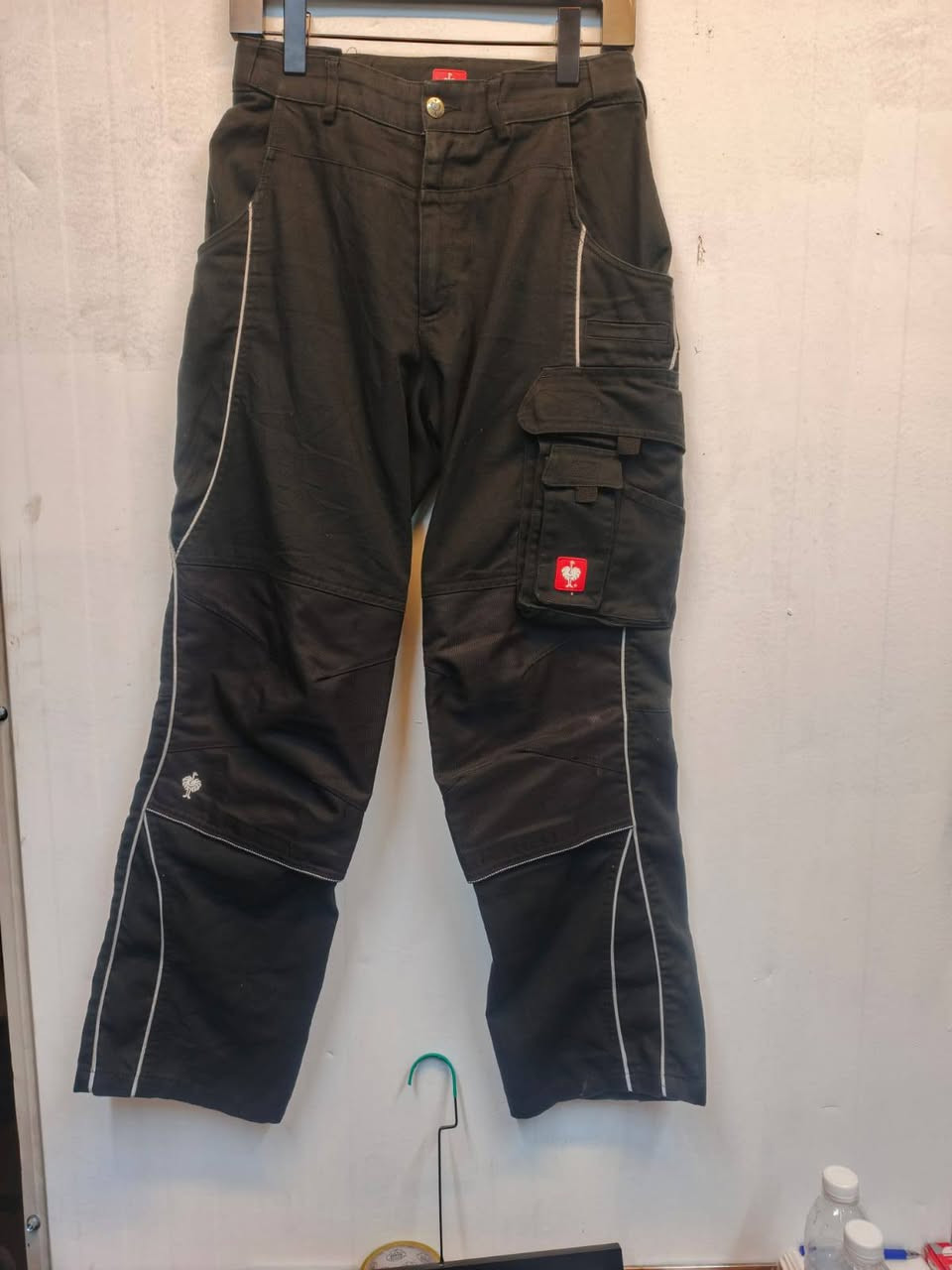 سلام عليكم متوفر بنطرون عمل اوربيه متوفر جميع قياسات 🦺👷


**إذا كنت صاحب هذا الإعلان وتريد حذفه لأي سبب، رجاءا أرسل رسالة إلى الدعم الفني**