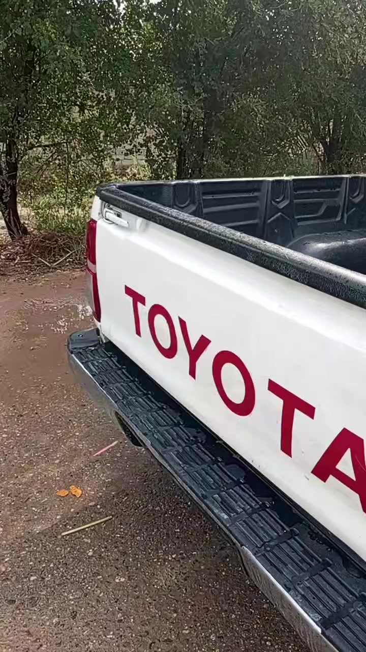 فلانز للبيع ٢٠١١ رقم ميسان سنويه 27 محرك وكيرمكفولات  ***********
