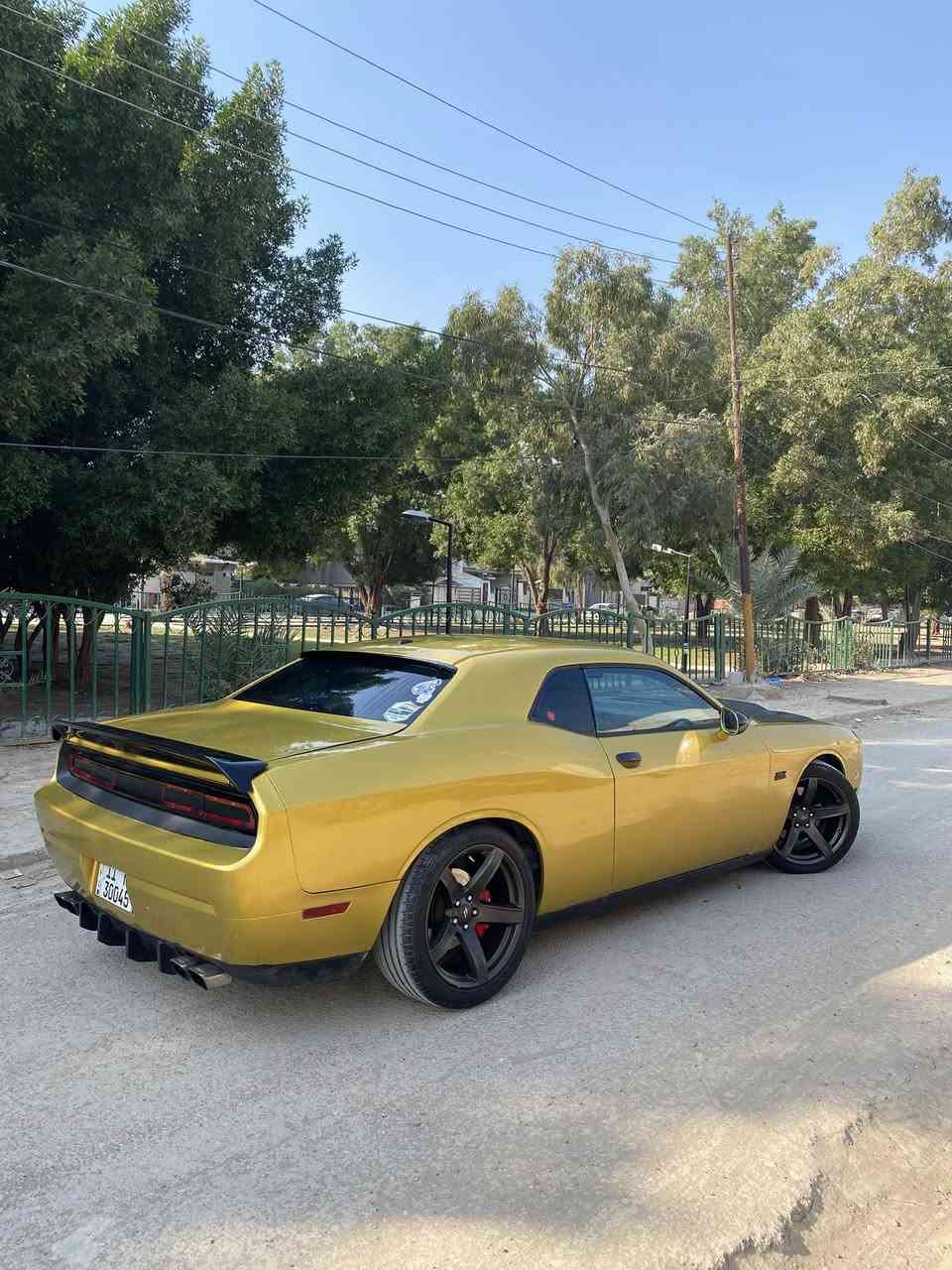 يا الله السلام عليكم جالنجر 2013/RT/5700 السياره كلش حلوه ونصبتها تشك شك مكينه وكير حلوات برمجه عليها تخم تاير جديد ويل خسفه قويه سبويلر ريد اي شاشه وكامره تحكمات ستيرن شفتات ستيرن فچوج برمبو بچم محدث ٢٠٢٠ بنيد هيلكات دفيوزر خلفي عليها اگزوز بورلا طرب مري ويدات كاربون فايبر نضام سبورت مال حلبات رقم بغداد الجديد +شادلها شاشه وكامره دواره السياره  غرفاتها مال شيگر حضن وجلد وكشن كهرباء نصبتها بل واقع احلى من الصور وجاهزه مايحتاجلها مصرف مكاني بغداد دوره السعر ١١٠ 
ملاحضه السياره تغيير لون وصور الحادث بل منشور حادثها بسيط تخريب 
***********
