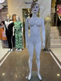 ملكانات عدد 5 نضاف كلش ‭٠٧٧١ ٨٠٤ ٨٦٨١‬