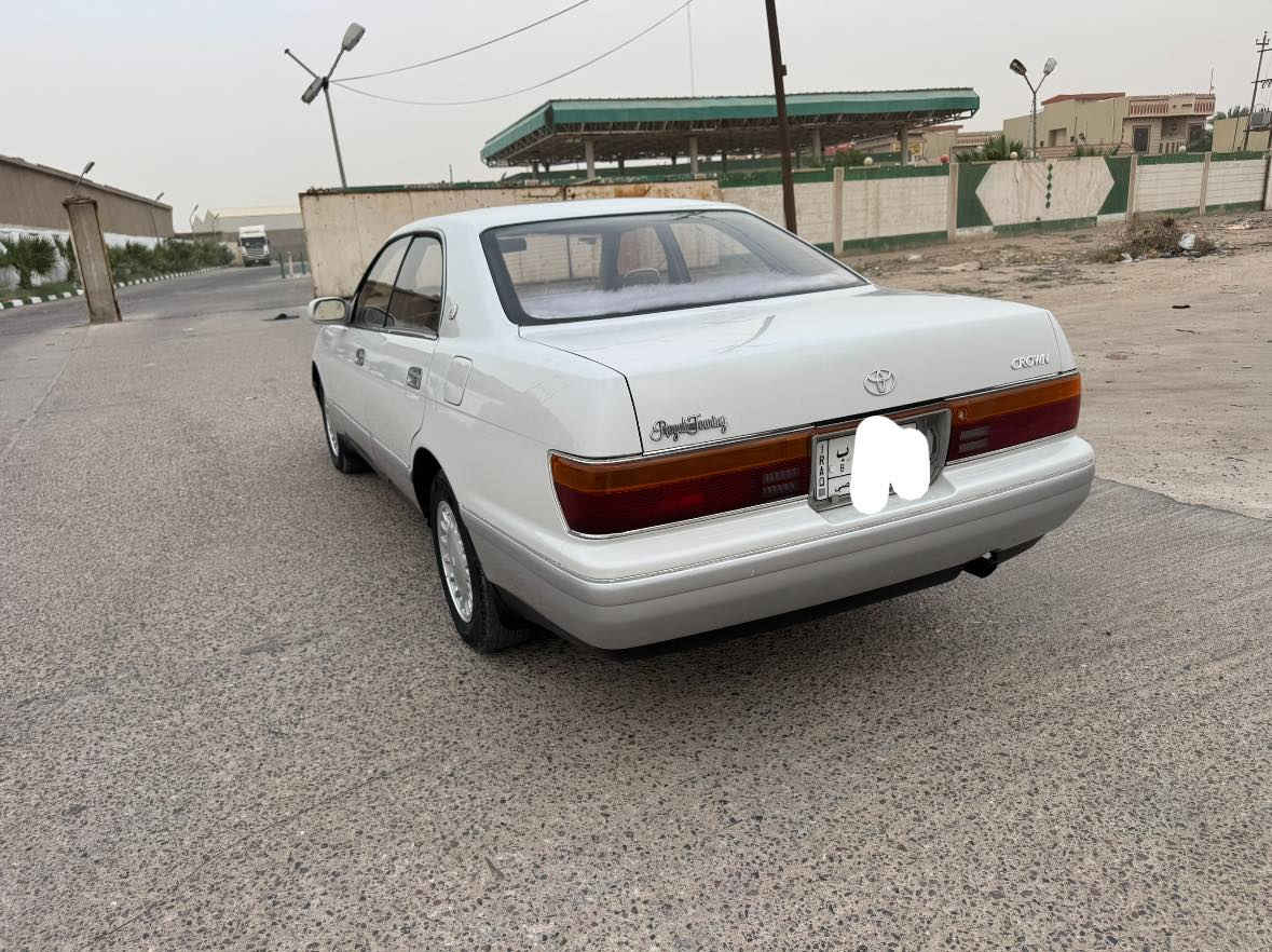 سلام عليكم 
بطة فصل مال مزاد للبيع موديل1993 مكفوله كص ونقل وضربه كير ومحرك 2/5اثنين ونص ديلكو جديد 
تخم تاير حداده جديده سياره كله جديده كشنات كهربائي سنويه تنتهي 28 رقم بصره تحويل ثاني يوم
السعر73$
العنوان البصرة الزبير رقم التلفون***********بيه واتساب
