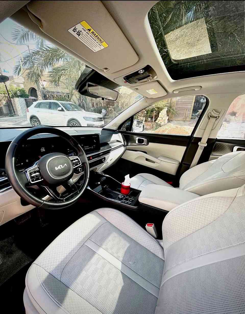 للبيع
كيا سورنتو 2024 الجاملغ مضروب والباب فقط مفتوح بدون دواخل نهائياً جاملغ شديتله بلادي ونفس اللون جبته بس نصبغ كله والباب بلادي امريكي يعني قطعتين صبغ فقط وبجم كبس بلادي والسيارة مناقصه برغي جديدة جداً مكفولة حتى من الشخط ماشية 13 الف يعتبر قليل الممشة ولون فيلي السيارة
ورقم بغداد الجديد اب اسمي تحويل ثاني يوم
المواصفات:
بنوراما 
بصمة تشغيل مع بصمة ابواب
كشنات جلد ابيض مع كرسي السائق كهرباء
تدفئة بالكشنات
7 راكب السيارة  
رادارات 360 درجة‌
حجم المكينة 2500
شاشة ابل كار بلي
شحن واير ليس
هاند بريك دكمة
اوتو هولد
تحديد مسار وقيادة ذاتية
تشغيل عن بعد
توصيل usb بالكشنات
لايت زينون LED
السعر 275 وبيه مجال
للاتصال *********** 
‏‌‎
‏‌‎
