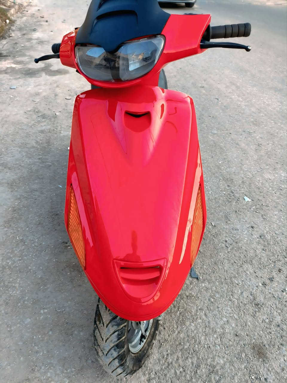 السلام عليكم فراشه حمره اخو الجديد كلشي شغال وبسعر مناسب بس ب400 وبيها مجال كلشي شغال دبلات لايت اشاير هورن ما عايزه برغي الدراجه كلش نظيفه
العنوان ديوانيه شاميه 
***********
