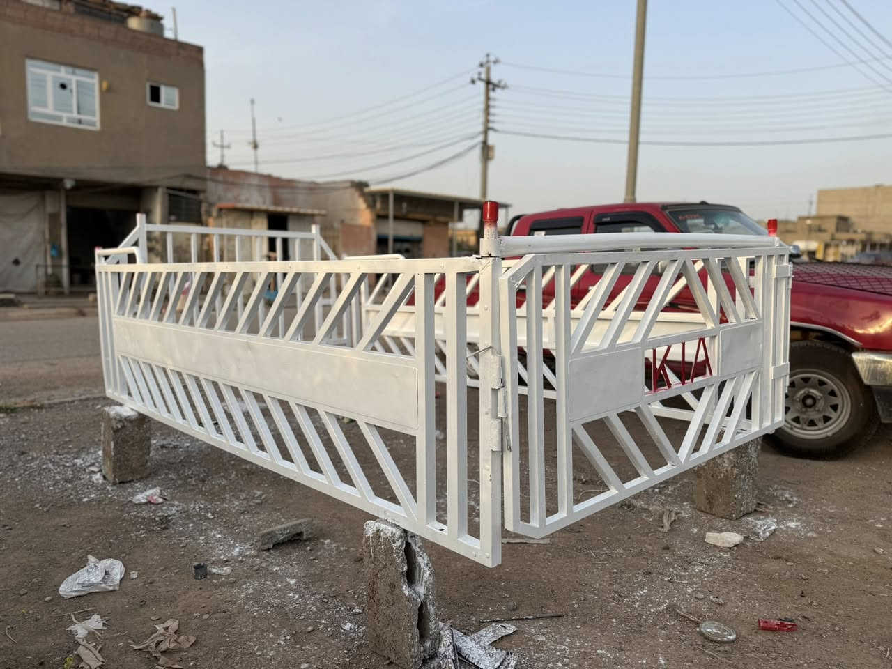 چەمچەی کیا ئی 4000 بۆ فرۆشتن
شکاو خایسی نیە 

سعر 320 هەزار 

شوێن هەولێر 
***********
