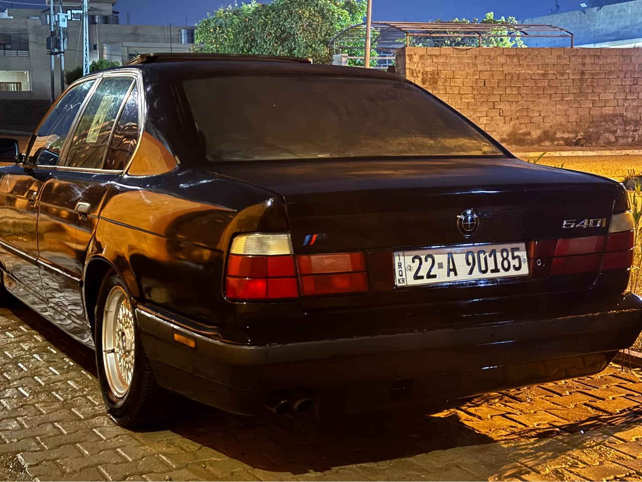 سلام عليكم بي ام موديل 94 سلايت بجم عريظ محرك 28 كير عادي سيار بيلاد 525 كير عادي 4 جام كرباي كشن جلد فورميكه دواخل نظيف سياره مصبوغه عام للجماليه بيه ظربه جاملخ سكن بدون شواصي رقم اربيل بطاقه بانزين محود تخم تاير جديد ويل جديد س 60 و بي محال قليل 
*********** Singapore
