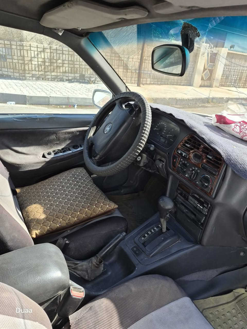السلام عليكم للبيع برنس فراشة موديل 96 رقم بغداد سنويه لغاية 29 مشروع وطني كير أوتو محرك 2000 مفتوح سنتر لوك كهربائي شغاله السعر(٣٨ورقه) وبيها مجال 
العنوان بغداد الصليخ الرقم***********
