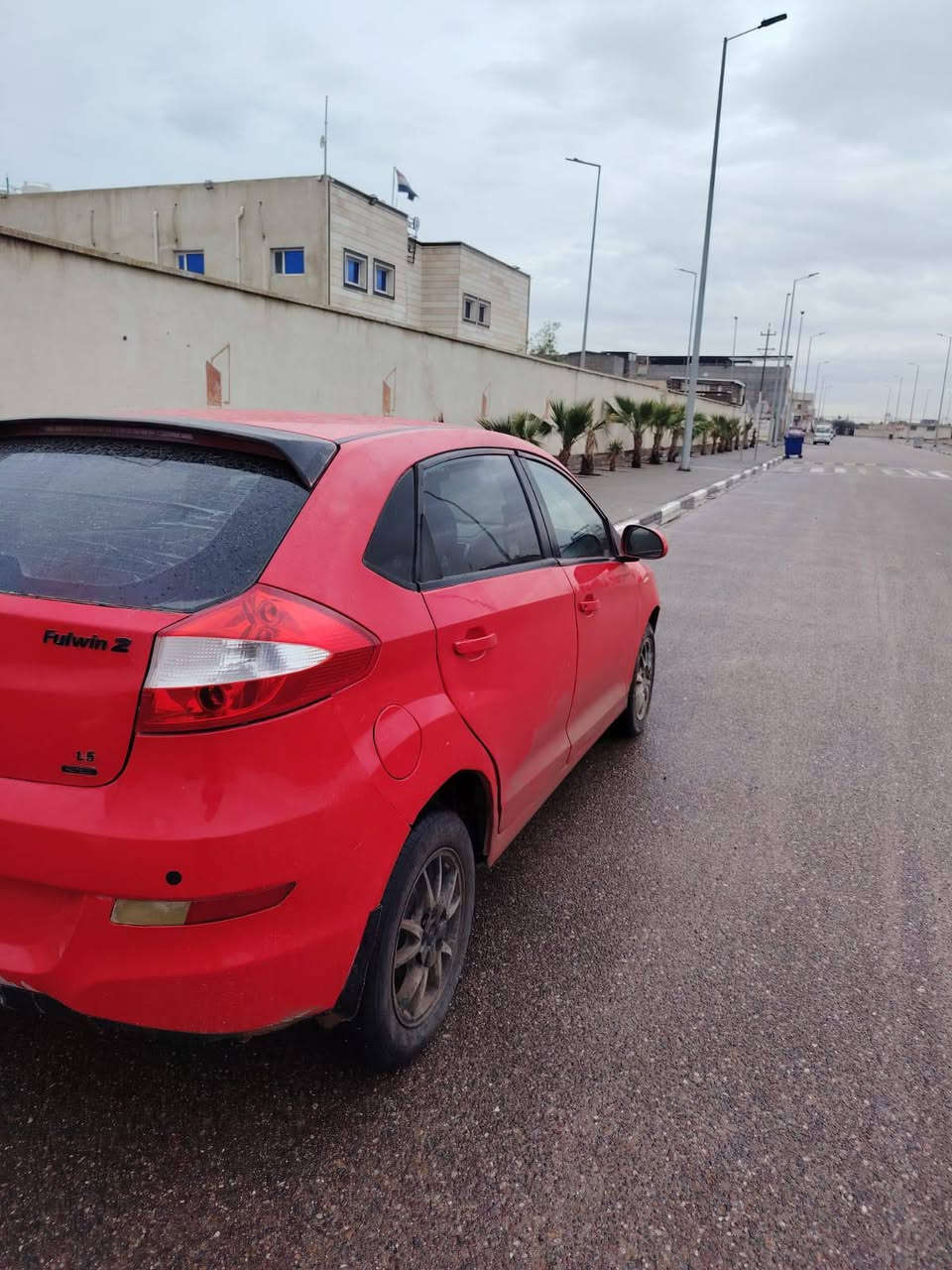 سياره شيري فلاوين 2013
سنويه منتهيه 2018
مكينه وكير بلاد وخير من الله
مصبوغا جماليه أثر جراد 
السياره جاهزه راعي موجود + براء الذمه موجود شرط
 التحويل مكان السيارة بصره كرمه علي 
*********** البصرة, العراق
