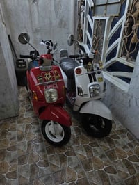 بوليس • احمر • معدل