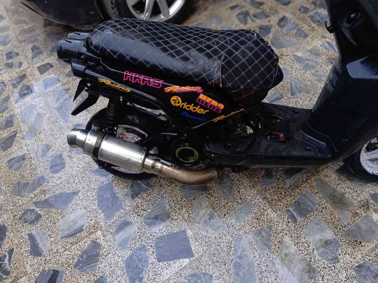 سلام عليكم
للبيع سكنس جبلي 
مزوده بوشه 58ونص
صالنصه رياضي 
كلجات رياضي شلعه معدل 
لايت زنون 
مكان كركوك 
***********
