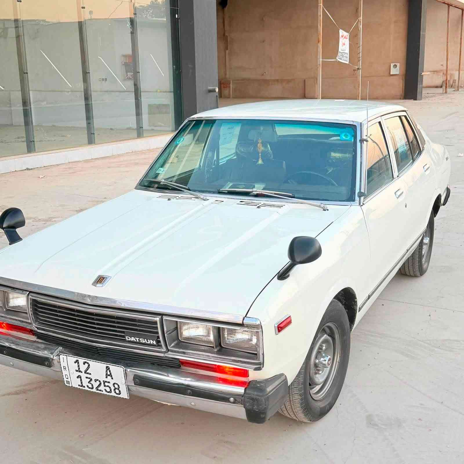 نيسان 
داتسن1979
جاهزا ماتصرف سنت
شرط كير او مكينه او
تبريد
دواخل شركه 
صبغ احزام جماليه 
شرط التحويل 

‭***********‬

