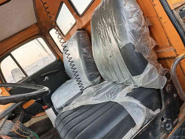 اقجم 82 للبيع شاصي طويل ابلادي محرك ستندر ما مفتوح لا تنقيص ولا تبخير كير أبو الشخاطه قماره ابلاديه بيها تبخيرات سبرنكات شركه 
للستفسار ***********
