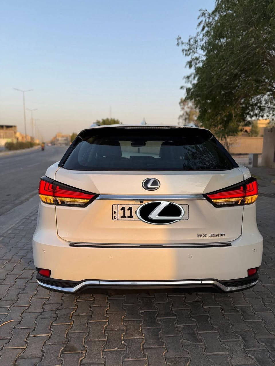 لكزس از اکس RX450 موديل 2022 
ماشية 74 رقم بغداد مميز باسمي
محرك 3500 هايبرد

حادثها بسيط جدا بابين مبدلات شركة
بدون اي صبغ ايرباك بردة فقط

💎 ســعــر ✅ ::  الــرد تلقائي 📮

مواصفاتها غنية عن الذكر والتعداد
سيارة جديدة جداً واحلى من الصور

مكان السيارة: كربلاء
رقم صـــاحب سيارة: *********** واتساب

لعرض سيارتك على الصفحة بنفس الطريقة راسلنا
