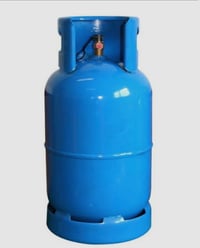 قناني غاز فارغة • سعر مناسب • خناقين