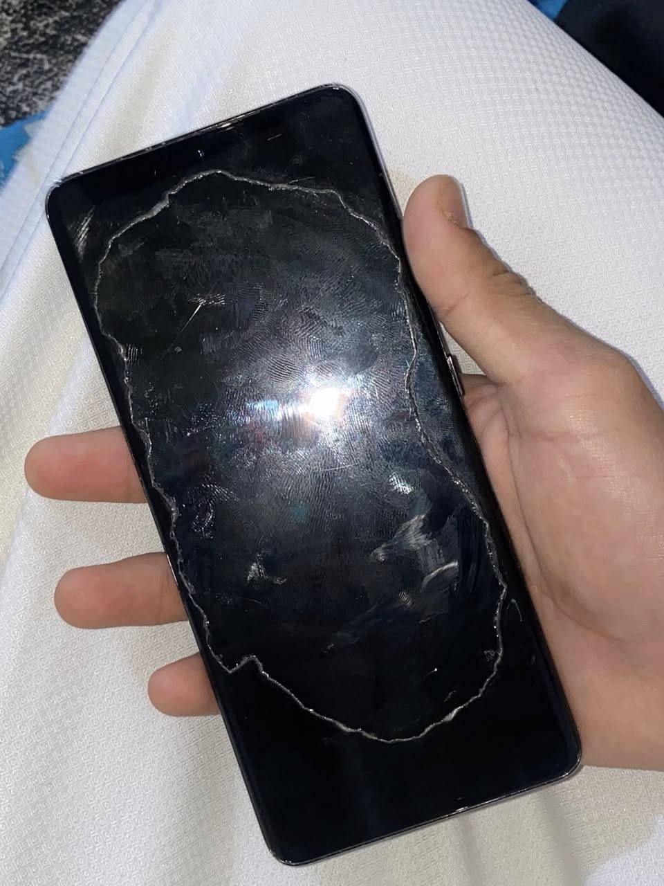 سلام عليكم جهاز للبيع Galaxy S21 Ultra 5G ذاكره ٢٥٦ رام ١٢ — ١٢٠ بوبجي نضيف نضافه ٩٠٪؜ السعر ٤٥٠ وبي مجال قليل للاستفسار *********** غير متواجد خاص
