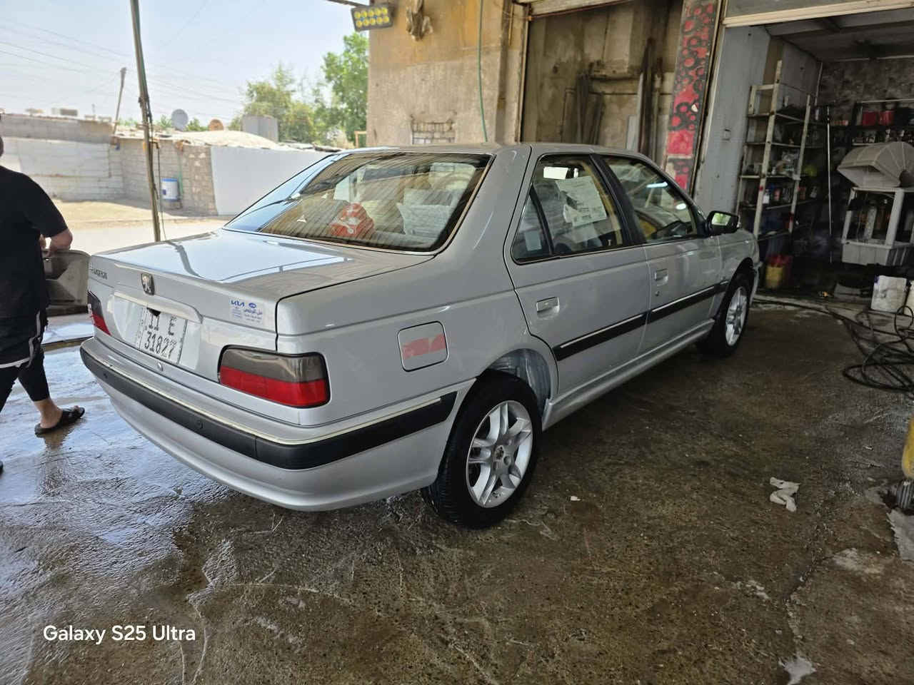 سلام عليكم
بارص 23بغداد حره
ماشيه 77 كفاله من الصبغ والتبديل والبارد 
سعر 76لستفسار ***********
