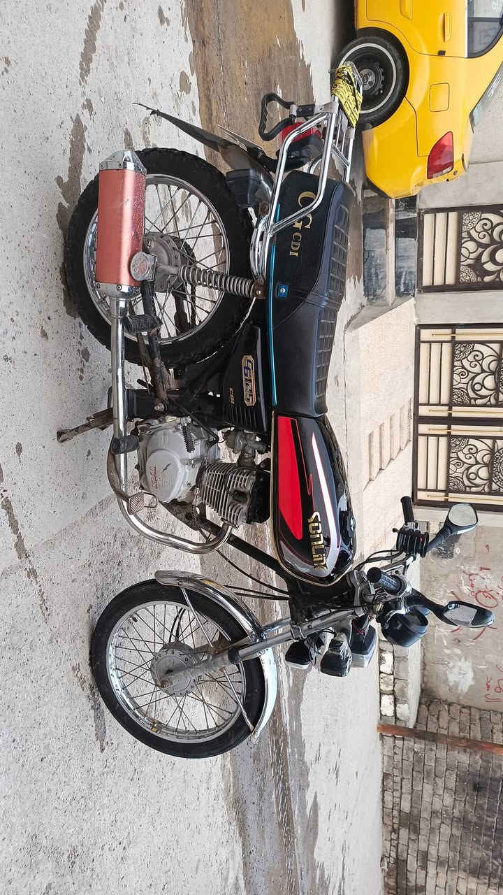 ماطور تايكر 2018مبدل بستن كهربائيات كلها شقاله دبلات شقاله كزوز رياضي تواير جدد السعر 325 مكاني الايمن ***********
