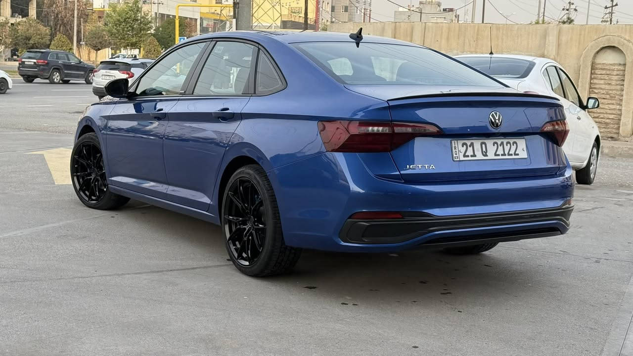 جيتا ٢٠٢٣
محرك ١٥٠٠ تيربو 
ماشيه ١٨ الف ميل 
مواصفات s
محرك گير كفاله 
سياره بدون ايرباك 
مواصفات مبينه بصور 
صور الحادث موجود 
باب خالفي تبديل بلاد ونص باب امامي صبغ
تخم ويل وتاير رياضي 
عنوان خانقين ديالى 
سعر ١٥٢ وبي مجال قليل 
***********
