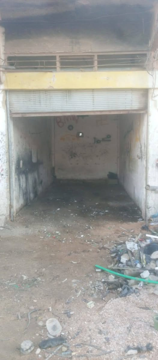 اسلام عليكم
محل ليجار مكان الرمادي الصناعه 
سعر الايجار 100 رقم الهاتف ***********
