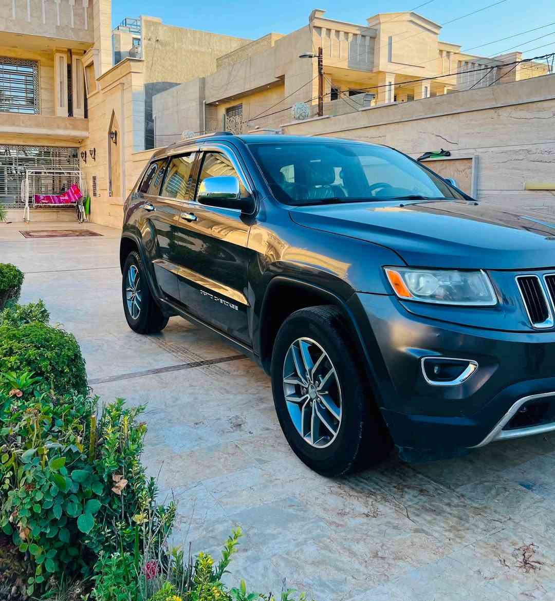 السلام عليكم 🔥🔥😎بيع فقط 

جيب لاريدو 2016 وارد امريكي كلين بدون قطره صبغ 

رقم سليمانيه تحويل مباشر ومضمون 

عداد المسافه 111 الف KM 

المواصفات 🔰

بصمه ابواب وتشغيل 
محرك V6 3.6 
شاشه كبيره 
تحكمات ستيرن 
مقاعد جلد 
كشن السائق كهرباء 
فور ويل 
تبريد قطعتين 
وبعد بيها مواصفات 

السياره جاهزه من كلشي ومابيها كل نقص وترايها زيروو

  📍 مكان السياره / بغداد الكاظميه 

📞***********
