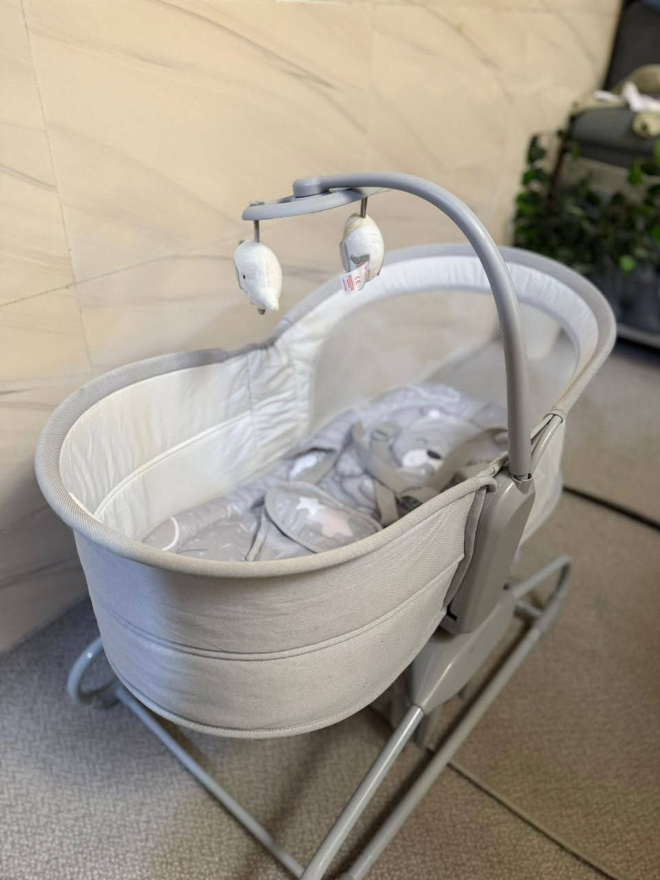 للبيع
سرير هزاز للأطفال بعده جديد بي عطل فقط الهزاز وتكدر تهزه بأيدك ماخذه ب 100 واني عارضه ب 60 الف


**إذا كنت صاحب هذا الإعلان وتريد حذفه لأي سبب، رجاءا أرسل رسالة إلى الدعم الفني**