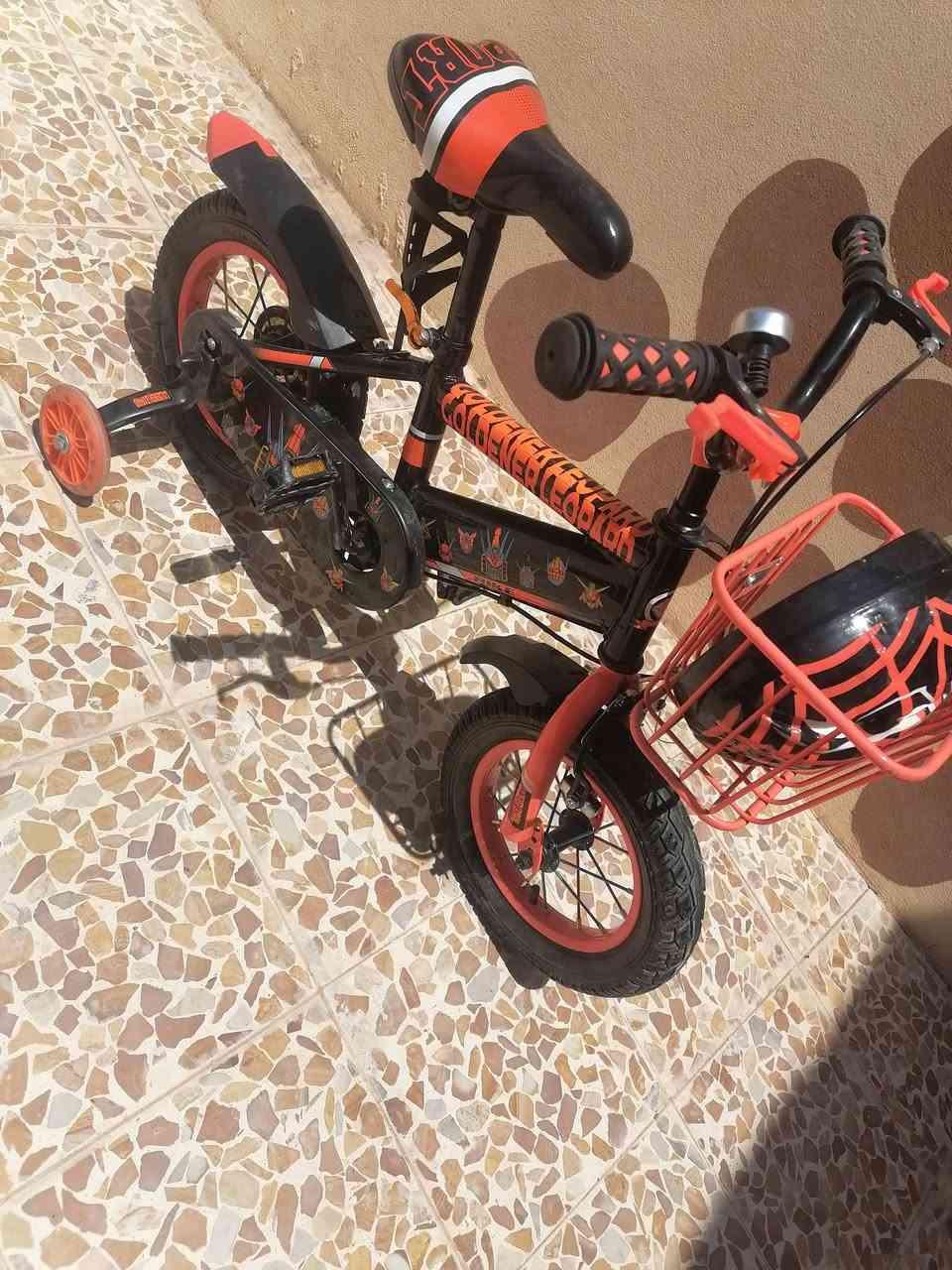 بيسگل كلش نضيف شتريتو ماصرلو شهر 
كلش نضيف السعر 45 الاتصال ع رقم
***********
