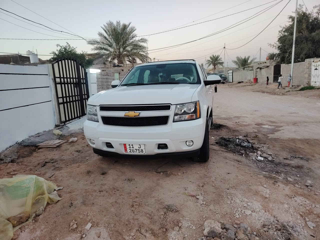 شوفر ٨برغي خليجي كفالة عامة رقم بغداد موديل ١٣ أجرة جاهزة من كلشي تخم تاير دوشمة السعر ٢٥٠ وبية مجال الاستفسار *********** مكان السيارة بابل
