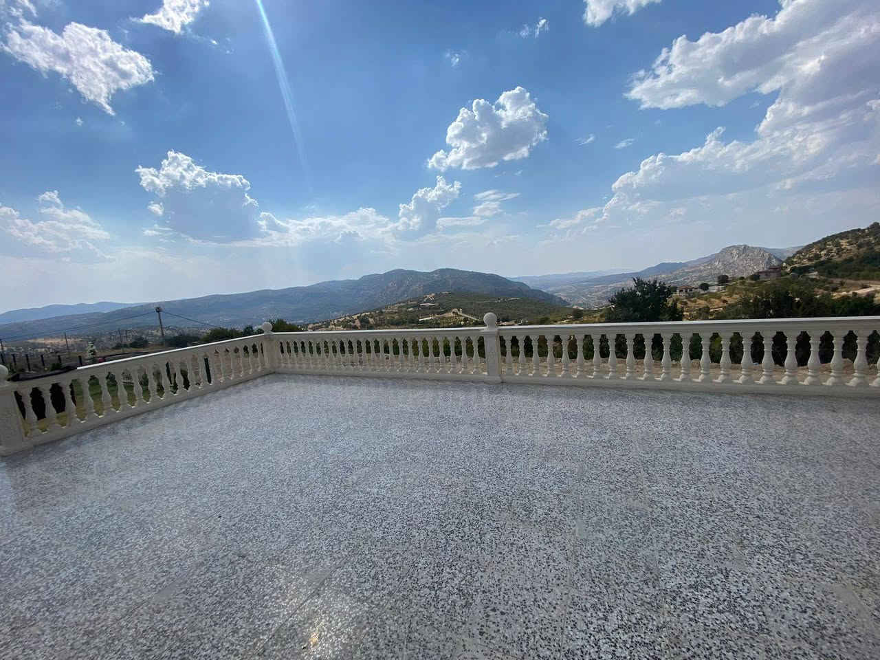 ✨ أجواء العيد غير بمزرعة سانتا ✨

متوفرة طيلة أيام عيد الأضحى 🌙
🏡 غرفتين نوم + صالة واسعة
🏊‍♂️ مسبح خاص
🪑 جلسات وصحيات مريحة
⛰️ إطلالة ساحرة على الجبال والطبيعة

استمتعوا بأجمل الأوقات والخصوصية والراحة بأجواء هادئة وفخمة ❤️

📲 للحجز والاستفسار واتساب فقط:
***********

⚡ سارع بالحجز… الأماكن محدودة خلال العيد!
