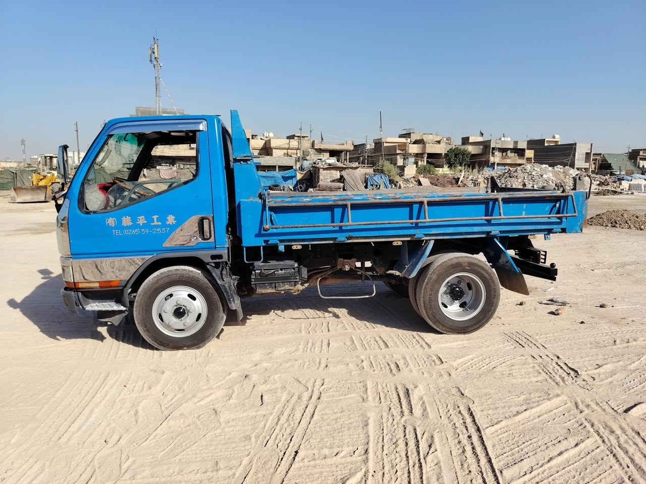 السلام عليكم كنتر بزون للبيع
سياره كفالة رقم بغداد
رقم الموبايل.   ***********         ***********
