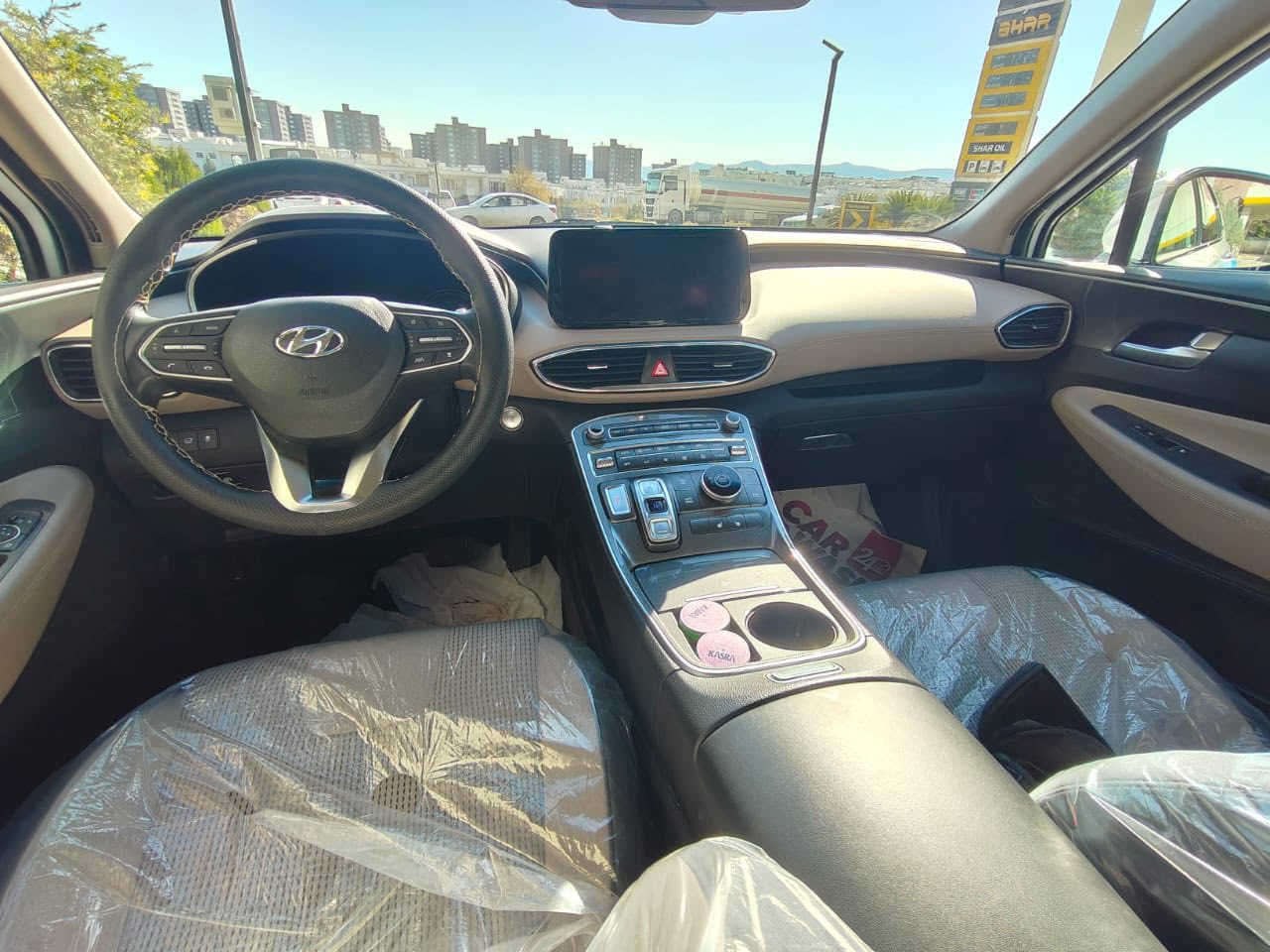 هۆندای سنتافی مۆدیل 2023بێ بۆیاخ بێ پارچە گۆڕاو
) بدون صبوخ بدون بدلات )

فول بەس پانۆرامانیە ناوخەنەیی گیڕی سوکان کامل ڕادار 16000هەزار ڕۆیشتوە گیڕو مەکینە تەحویل غەرامە بەشەرت بەناو خۆمانەوەیە

سعر ٢١٠ وەرەقە و مجال
***********
