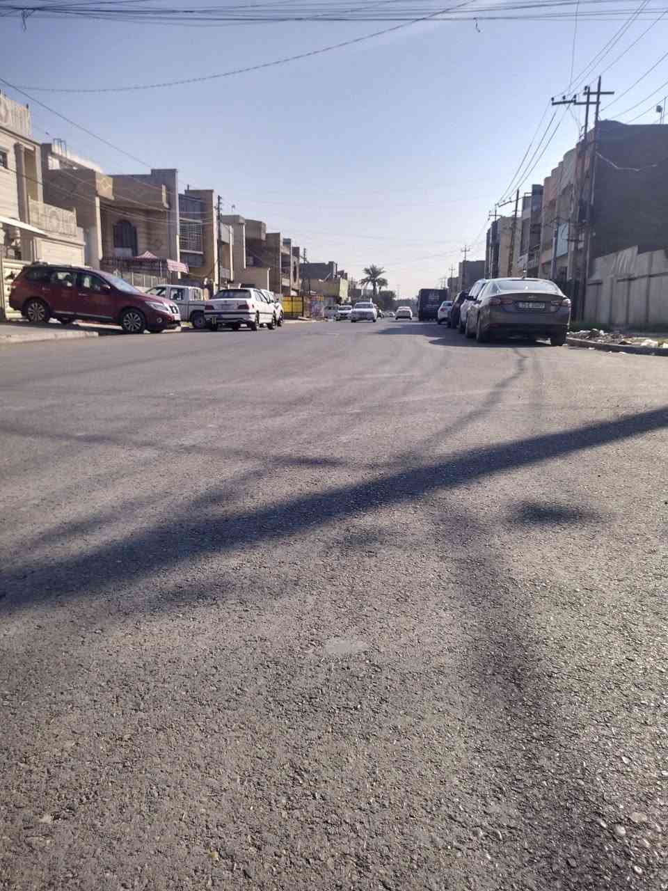 للبيع /
دار كلاسك 340 م واجهة 20 م ركن
(يعتبر قطعة ارض) يعتبر تجاري وسكني

موقع مميز جدا وعلى شارع عرضه 20 م
وبارقى مربعات السيدية مربع التصنيع وقريب جدا على الشارع التجاري وشارع العلوة خدمات كاملة وتبليط نهاية عام 2024 
ممكن بيع العقار كامل او نصف المساحة 
170 م واجهة 10 م والدار خالي غير مشغول والتفاوض مع صاحب العقار 
حصرا"
للاستفسار 

*********** واتس 
غير متواجد على الفيس
الاتصال او المراسلة على الواتس اب
