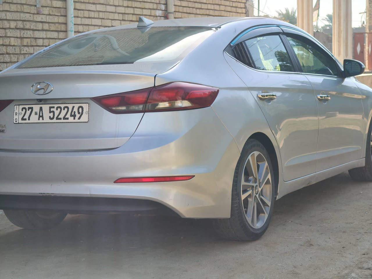 سلام عليكم الانترى 2018 وارد امريكي حادثه جاملغ امامي والباب السايق فول مواصفات عدا الفتحه مكينه 2000 دوش السياره جاهزه علا اخر حبايه رقم ذي قار دولي مكاني السماوه السعر 117 وبيه مجال بسيط الاستفسار ***********
