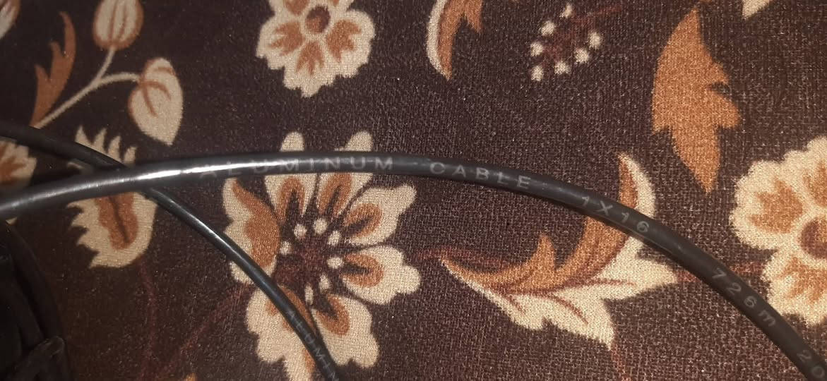 تويست 16×1 جديد مامستخدم  180 متر السعر 63 الف


**إذا كنت صاحب هذا الإعلان وتريد حذفه لأي سبب، رجاءا أرسل رسالة إلى الدعم الفني**