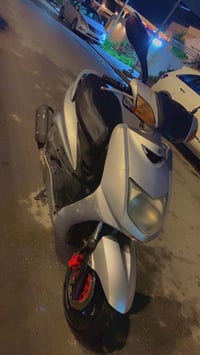 :  سكنس ياماها سرعة 110 ياباني  دراجة وكالة علا وضع البلاد برغي ممفتوح...