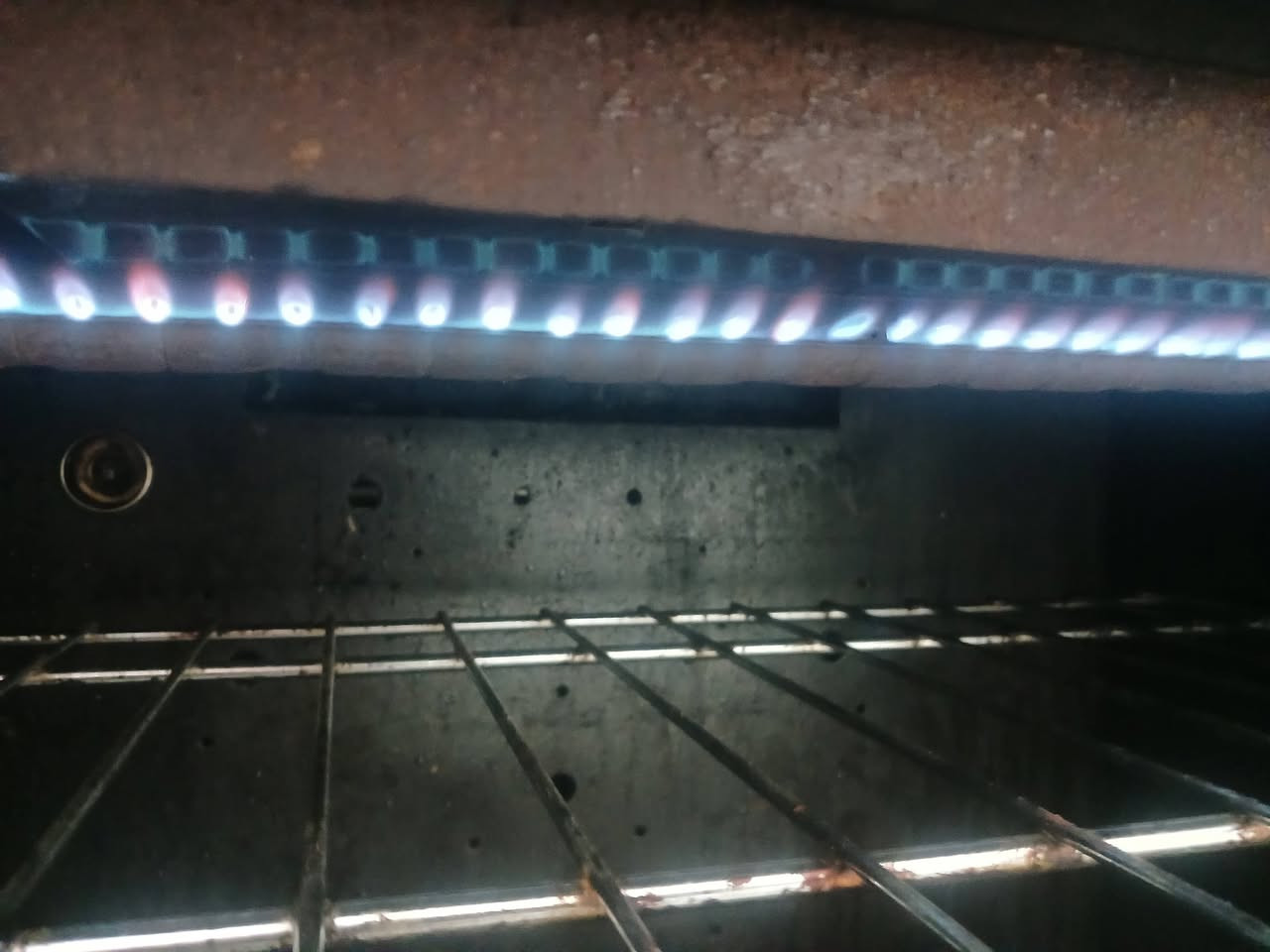 طباخ فريش مصري الاصلي للبيع او مراوس بزغر منة لان مكاني زغير عنوان العبيدي


**إذا كنت صاحب هذا الإعلان وتريد حذفه لأي سبب، رجاءا أرسل رسالة إلى الدعم الفني**