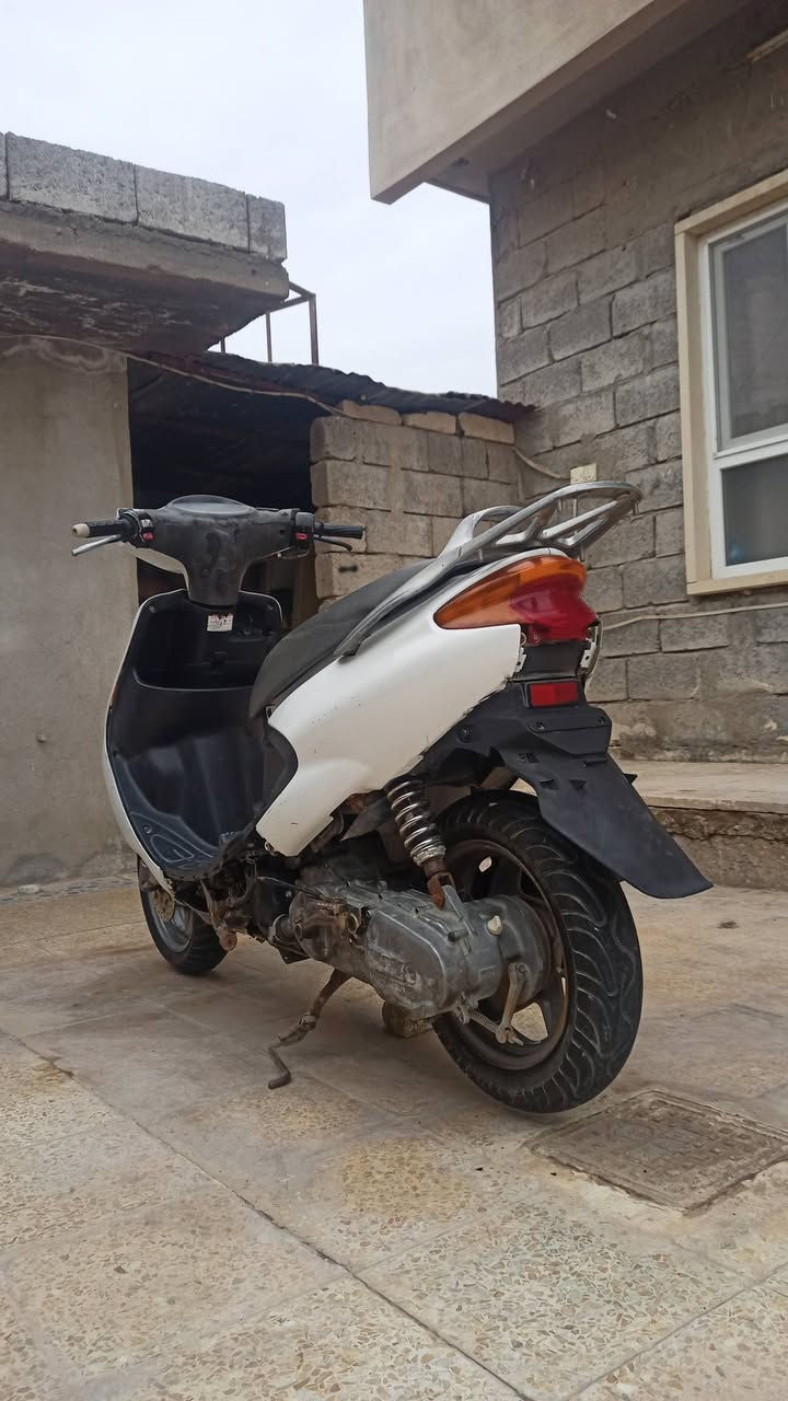 سلام عليكم
ماطور اكزز لون ابيض تحريكة معدل خير من الله
وايرمنية كلو شغال شرط سلف هندر سلف بس باتري ضعيف يرادلو جديد
سعر 450 وبي مجال للطيبين اذا اكو معارضة ب ماكس نتفاهم علسعر
الشراي يجي خاص موجود


**إذا كنت صاحب هذا الإعلان وتريد حذفه لأي سبب، رجاءا أرسل رسالة إلى الدعم الفني**