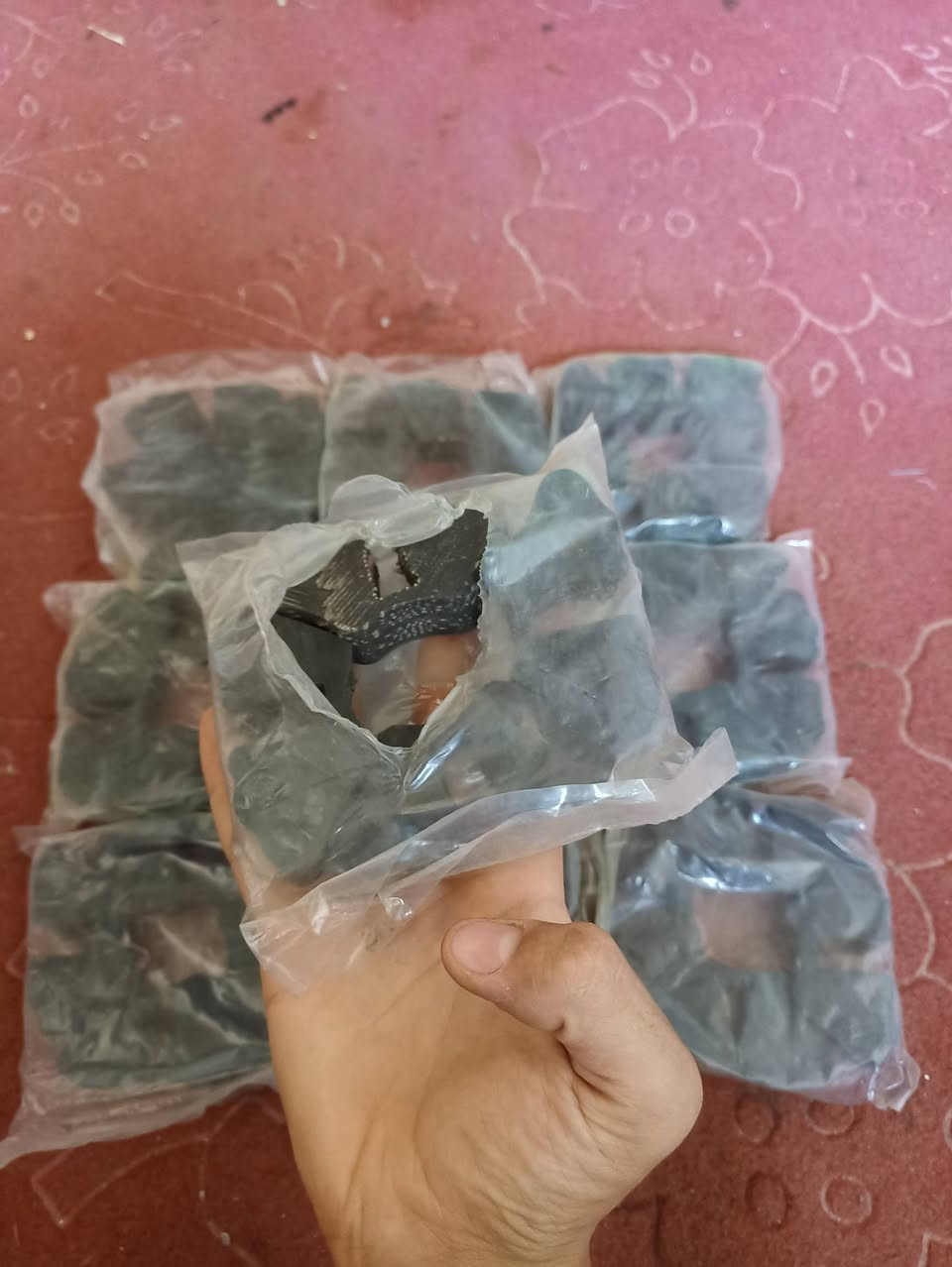 لاستيك كوبلن+فوفونه كوبلن للبيع سعر5الف
يرهماً 5كير.(يوجد توصيل مجاني داخل الحله فقط) 
خاص مفتوح *********** وتساب.
