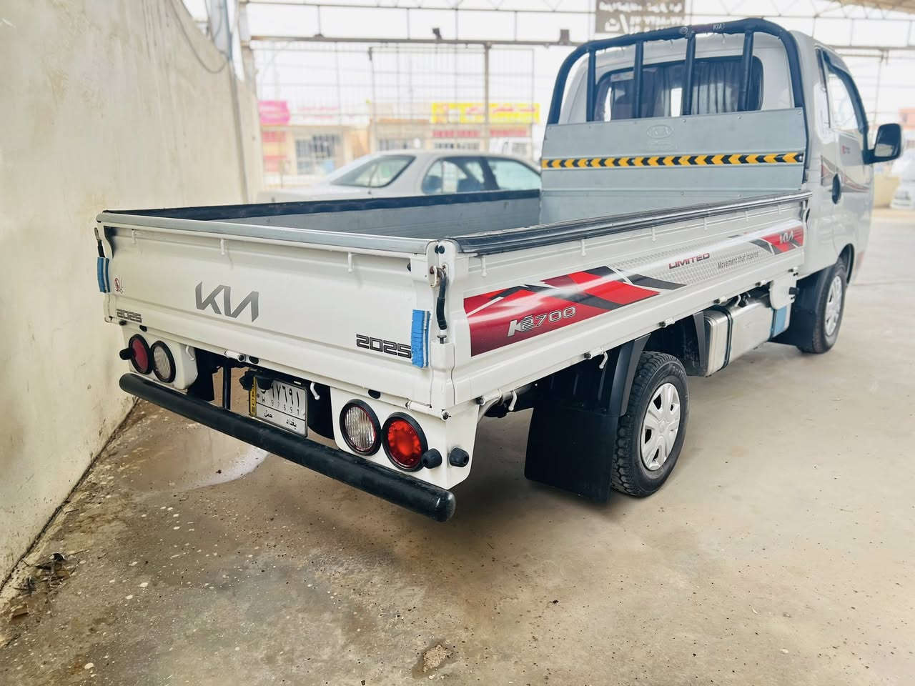 السلام عليكم  كيه للبيع مديل 22 مكفوله كفاله عامه رقم بغداد سنويه جديده  ماشيه  60   تحويل مباشر مكان السيره صلاح الدين الضلوعيه 
السعر عل رقم ***********  ملاحضه السونار  بيهه مفحوصه شاصي وكير ومحرك وكشر  خادم لجميع  اتصل ودلل
