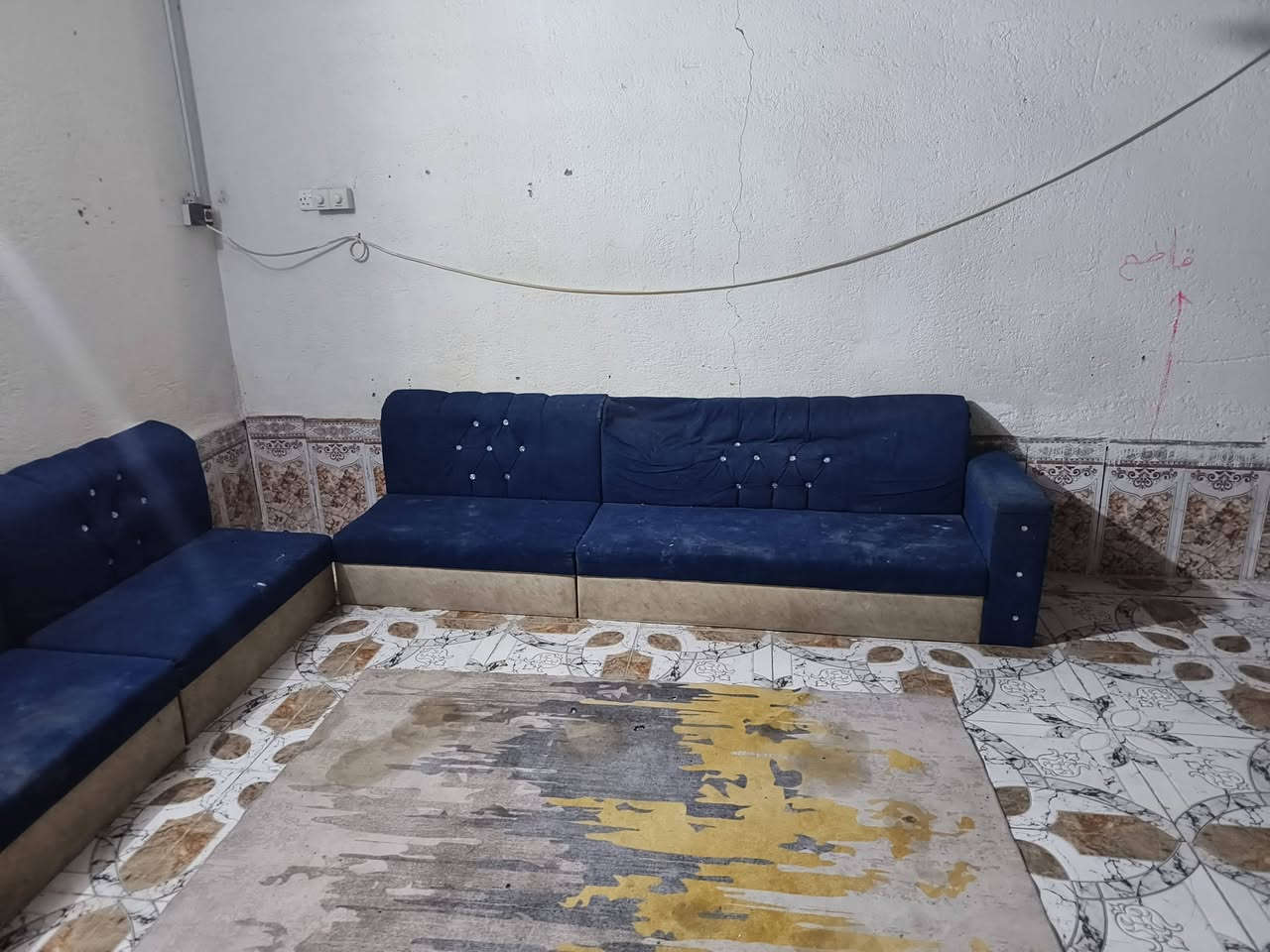 سلام عليكم تخم مستعمل نفس ما تشوف بل صوره وسعره كلشش مناسب الي يريده الخاص مفتوح المكان ناصريه مركز المدينه


**إذا كنت صاحب هذا الإعلان وتريد حذفه لأي سبب، رجاءا أرسل رسالة إلى الدعم الفني**