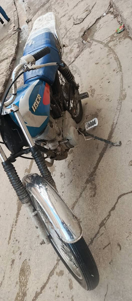 للبيع *********** السعر 150
