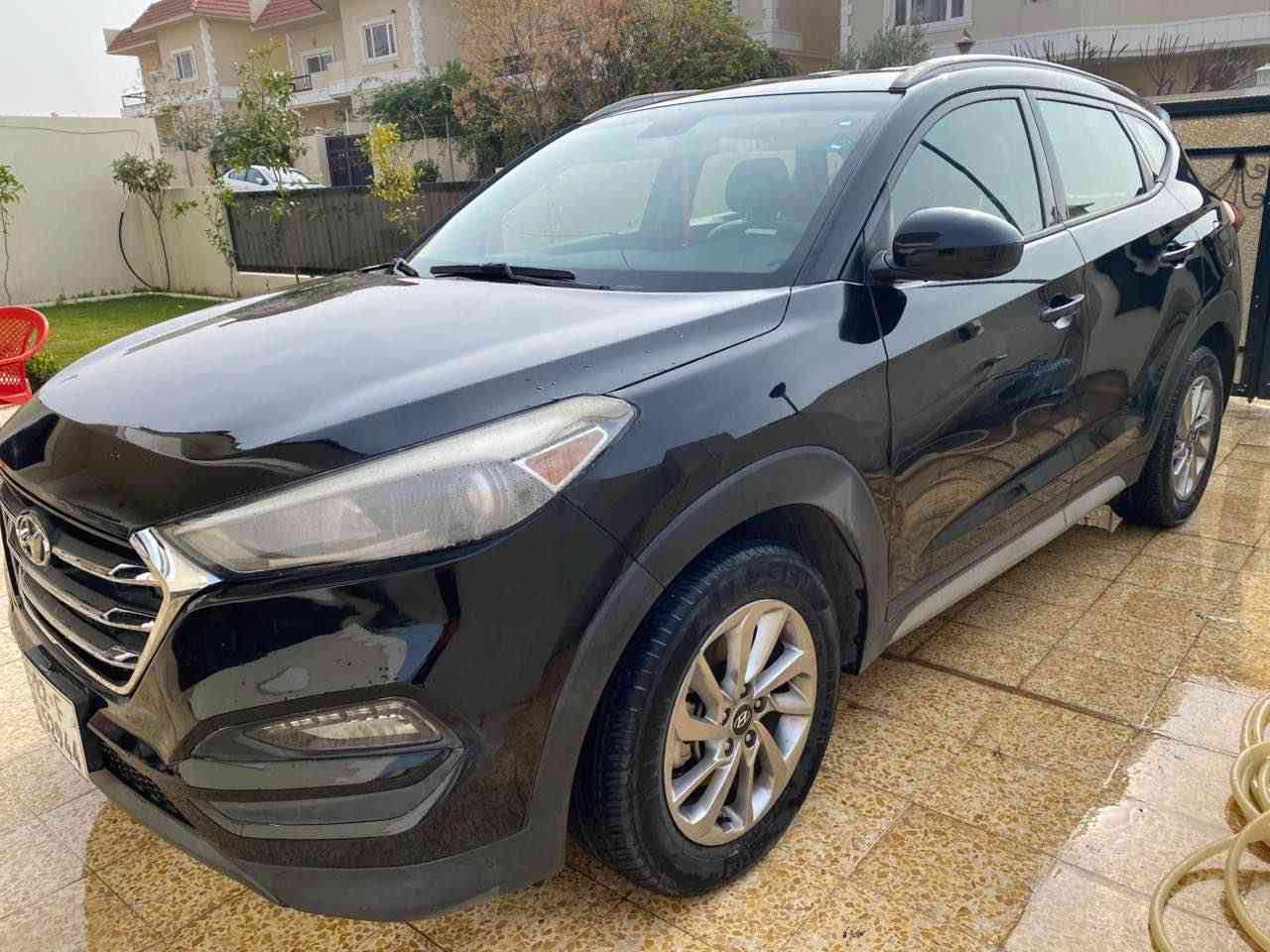 Tucson 2018 
زۆر پاک و جوان و ماڵی دۆستە 
ڕەسمی لێدرانەکەیم داناوە هەر ئەوەندەی هەیە 
بێ ژۆرێ بێ ئێرباگ 
هیجی تری نیە 
بەناو کردن و تەحویل بەشەرت
نرخی ١٦٠$ وەرەقە و محامەلە
هەولێر 
*********** أربيل, العراق
