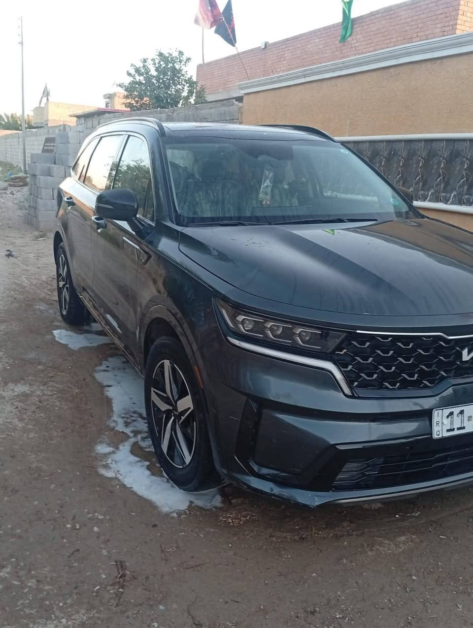 سورنتو للبيع مديل 2022رقم بغداد سيره فول موصاف بنرمه رقم صاحبه ***********
