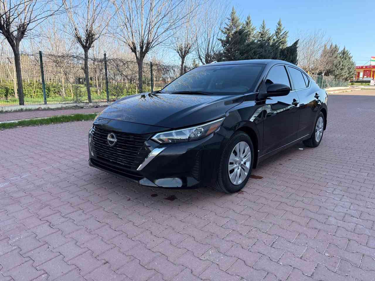 نيسان سنترا موديل 2024 موصفات S 
بصمه ردارت امامي و خلفي وجنبي ضرر بس بولند صبغ بدون اي دوخل رقم شاصي مع صوره  ايربك ستران مرجع شريك سياره ماشي 2000 زيرو سياره رقم كاتي شمال تترقم اربيل دهوك سلمانيه حسب رغبه رقم تلفون كورك وتساب *********** دهوك, العراق
