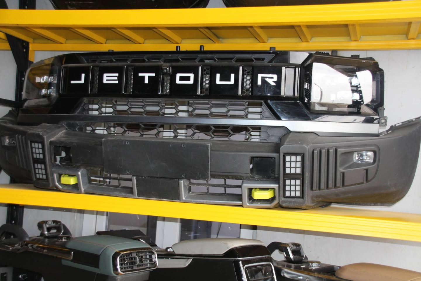 كل ما تحتاجه لتبقى على الطريق تجده في متجر Jps Jetour لتجارة قطع غيار السيارات الصينية.
​📞 [ *********** ]
📍《بصرة - صناعية حمدان》
