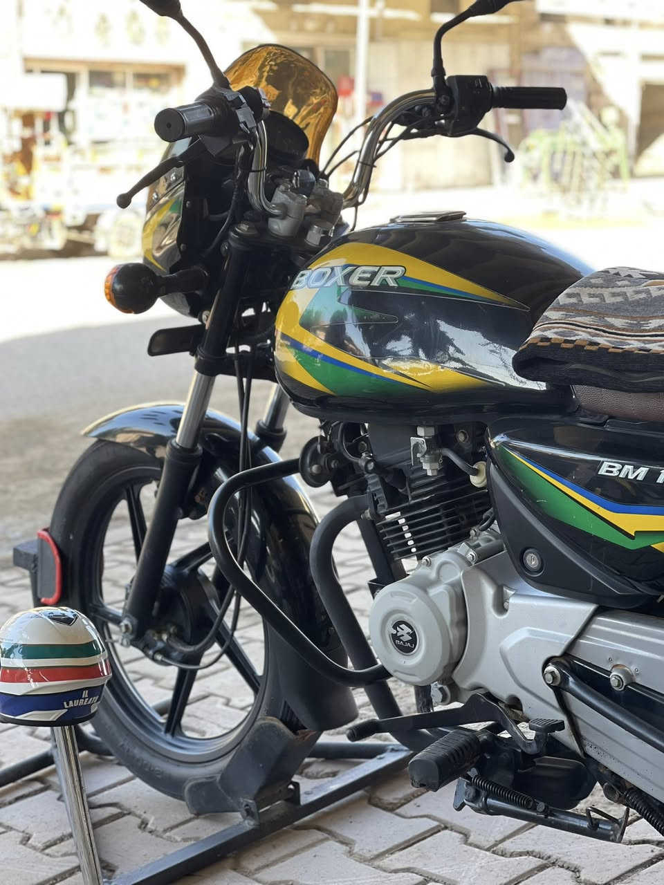 يالله السلام عليكم ورحمة الله وبركاته تحية طيبة 🫡
دراجة بوكسر للبيع  او مراوس موديل 2021 كاملة والكمال لله
كل نقص مابيها جيب فيتر وفحص محرك 150 سي سي شرط برغي مامفتوح بيها رقم ديالى سنويه ولوحات  دبل سويج عداد نمر شغال بانزين شغال اشاير بلوجكتر درع لون مميز 🖤

سعر 1900 وبيها مجال للطيبين 💎

عنوان ديالى الخالص قرب فلكة مصطفى جواد 📍

واتساب ***********

اتصال ***********

#الجميع
