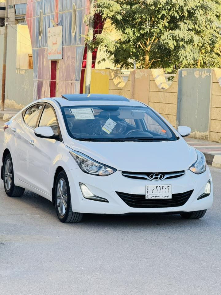 سلام عليكم ورحمة الله هونداي النترا موديل 2015 خليجي بدون حادث سياره كفاله ضربه وصبغ وتبديل محرك 1800 دوش فول مواصفات حره مشروع وطني رقم بصره سنويه جديده سياره ستخدام شخصي جديده وجاهزه العنوان ناصريه المركز موبايل *********** السعر 130 وبي مجال نتصل وبيك خير وتدلل
