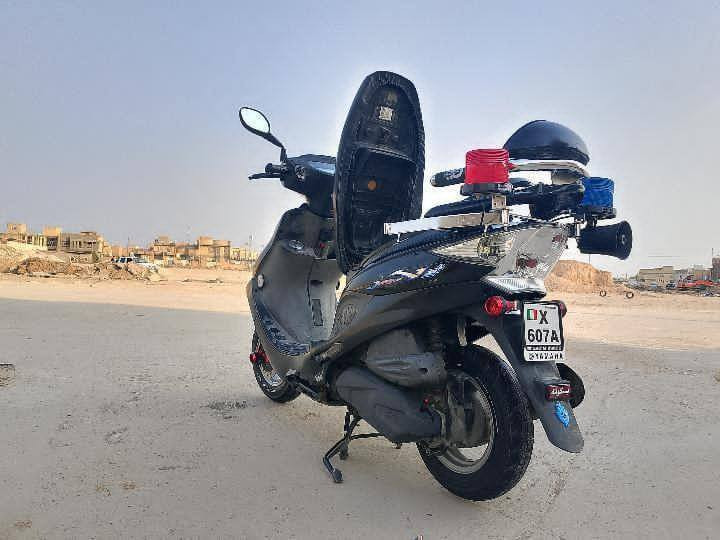 السلام عليكم 
دراجه كامكو v2

دراجه فحل مكينته 125

بك لايت كرستال
طلاعات

موديل 2016

نضيفه كلش 
مكان شطره 
رقم ***********
