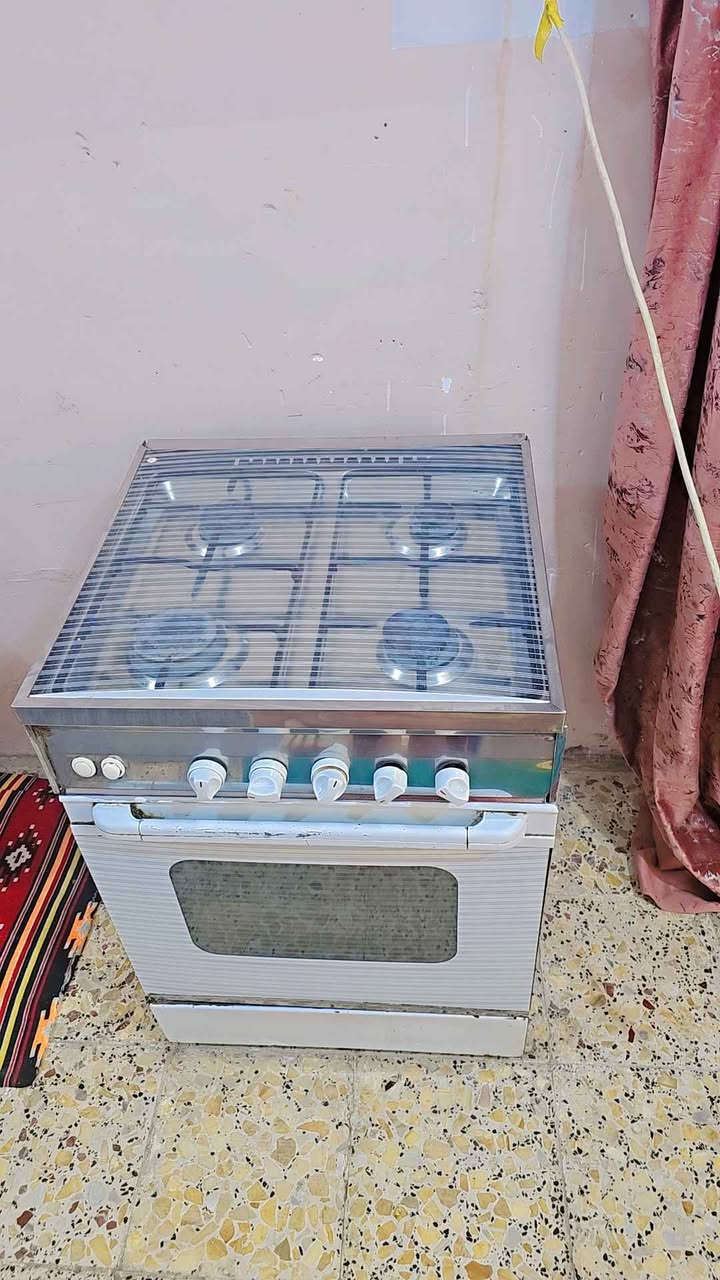 طباخ مصري كريازي اربع عيون نضيف ويشتغل ع فحص للإستفسار واتس أو اتصال *********** النجف, العراق
