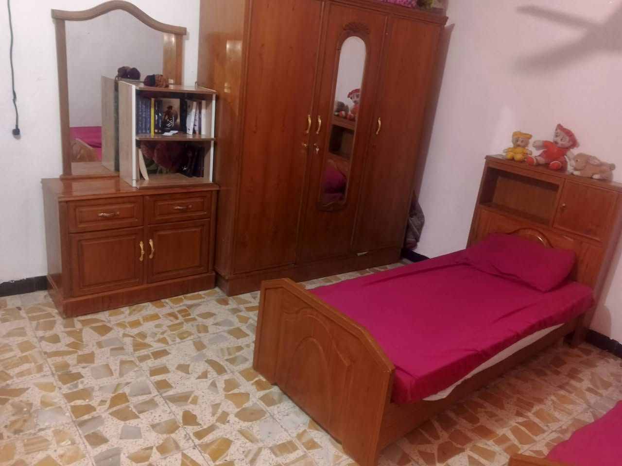 مشتمل طابقين للبيع قرب مجمع حيفا السكني للبيع م 62 السعر 160الاستفسار اكثر يرجى الاتصال بالرقم ***********
